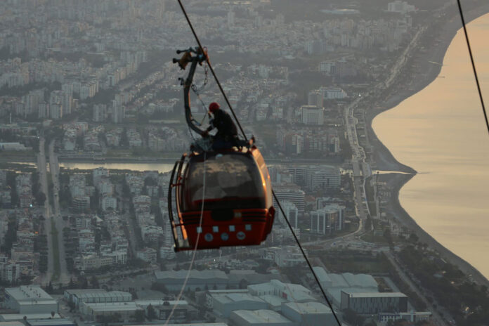 İSG Uzmanı Dr. Uçan, Antalya'da yaşanan teleferik kazasını değerlendirdi