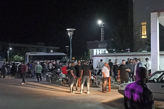 Karakolda görevli polis memuru mesai arkadaşlarına ateş açtı: Ölü ve yaralılar var