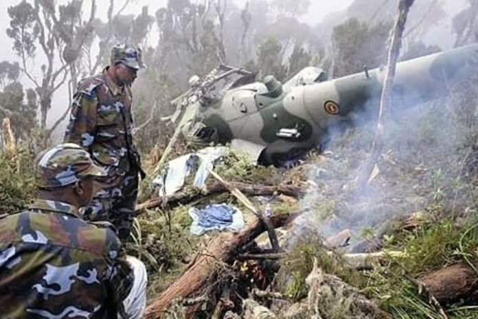 Kenya'da askeri helikopter düştü: 10 ölü