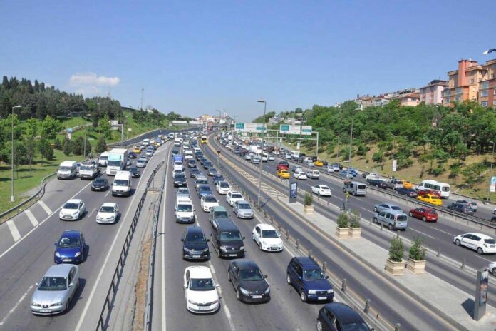 Mart ayında 226 bin taşıtın trafiğe kaydı yapıldı