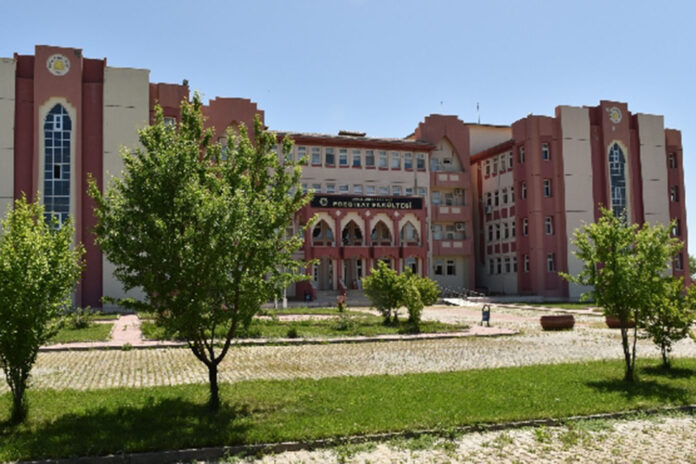 Dicle Üniversitesi Edebiyat Fakültesi'nin ismi değiştirildi