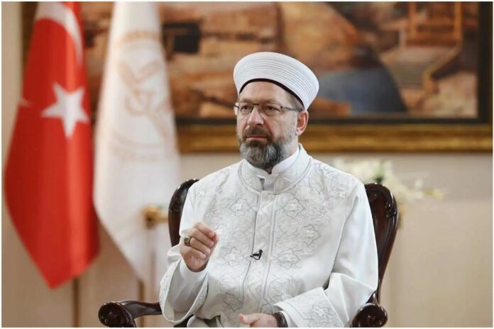 Diyanet İşleri Başkanı Erbaş: İlahi, yurtlarını koruyan kardeşlerimizi sen muzaffer eyle