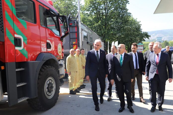 Orman yangınlarıyla mücadelede öğretmenlere görev