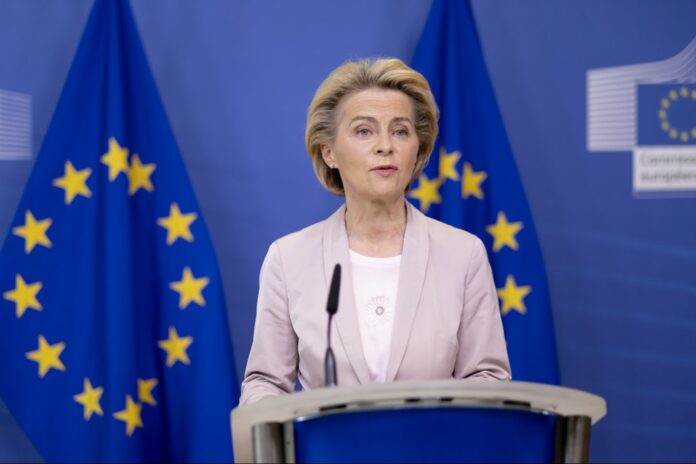 Von der Leyen: Seçilirsem AB'yi askeri bir bloğa dönüştüreceğim